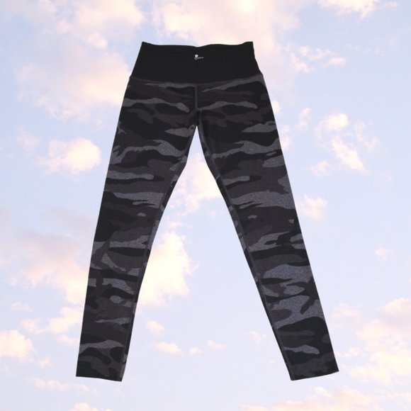 Camo Athletic Leggings - Picture 1 of 2